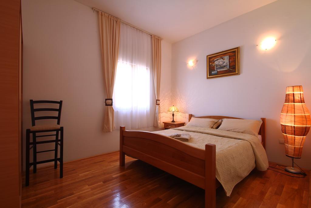 Apartmani Nica Sveti Stefan Esterno foto